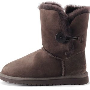 UGG Bailey ii Button Shearling Boot in Chocolate